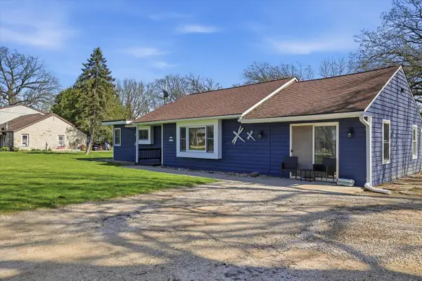 S107W19883 N Shore DRIVE, Muskego, WI 53150