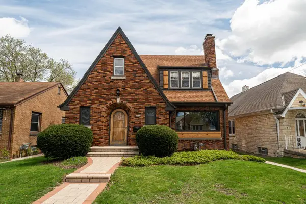 3052 S 46th STREET, Milwaukee, WI 53219