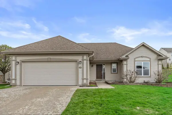226 Reeds DRIVE, West Bend, WI 53095