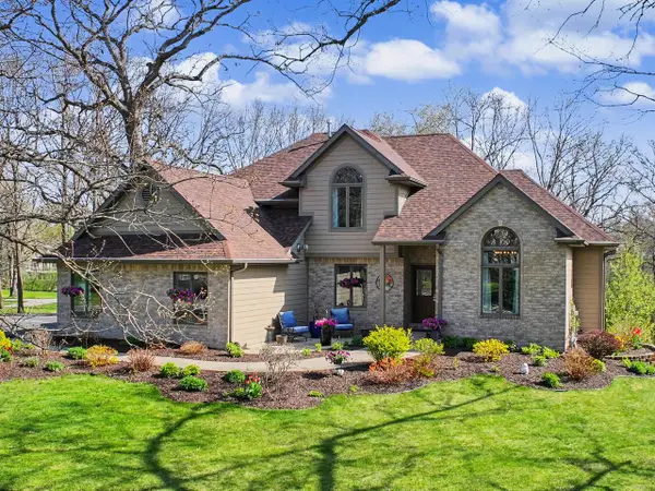 225 Ridge Line ROAD, Burlington, WI 53105