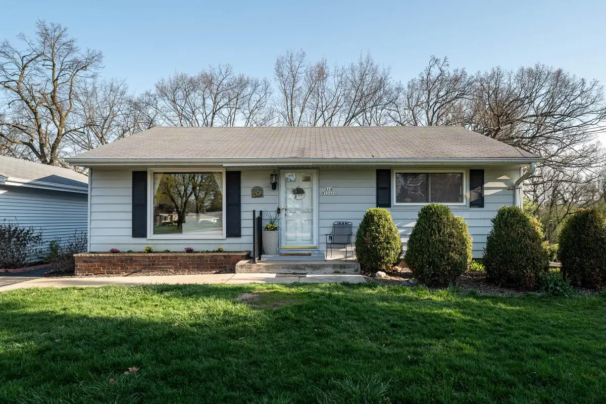 S14W22426 National AVENUE, Waukesha, WI 53186 - #1