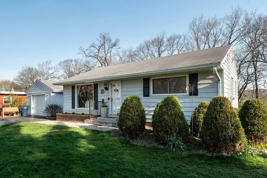 S14W22426 National AVENUE, Waukesha, WI 53186 - #2