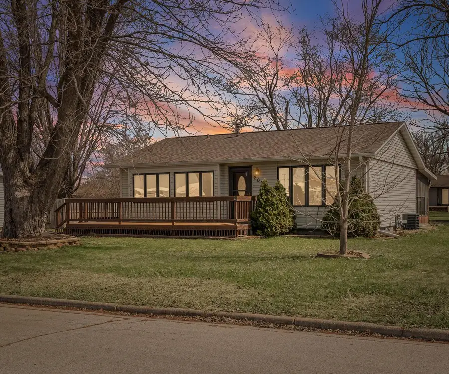 207 West AVENUE, Holmen, WI 54636 - #2