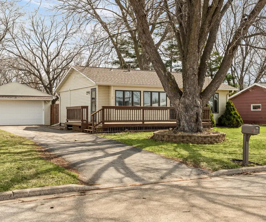 207 West AVENUE, Holmen, WI 54636 - #3