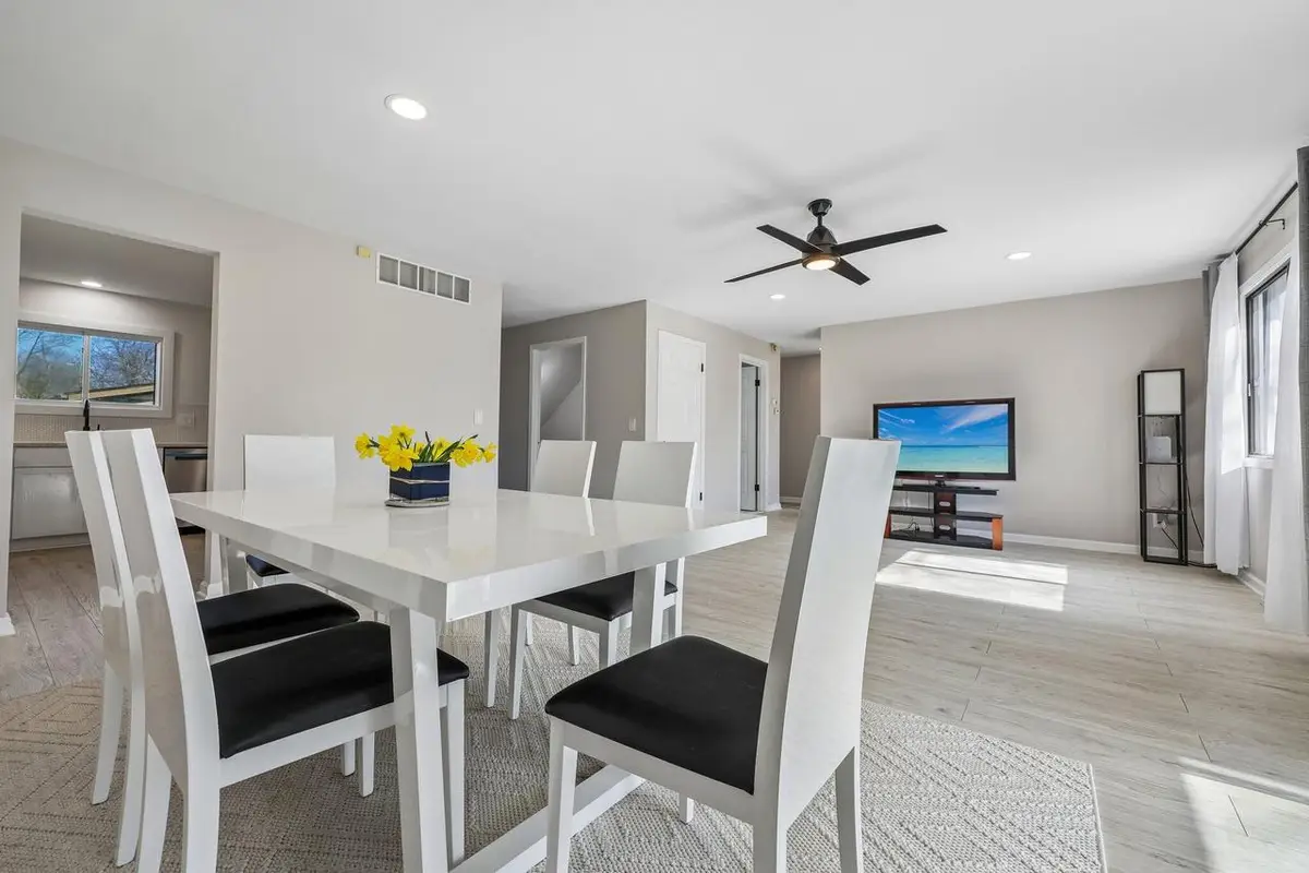 5843 Cambridge CIRCLE #2, Mount Pleasant, WI 53406 - #1