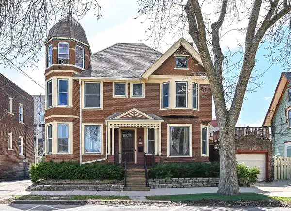 1615 E Kane PLACE, Milwaukee, WI 53202