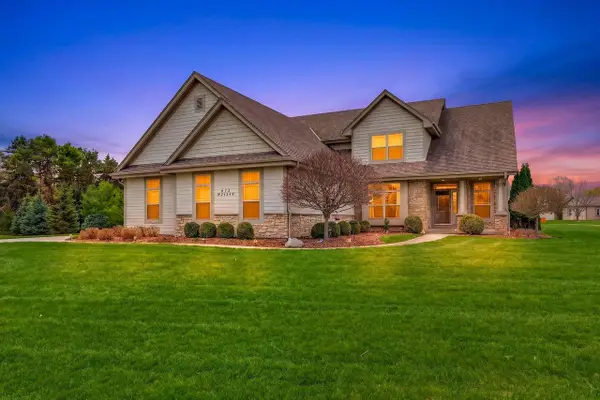 N72W24549 Swanson COURT, Sussex, WI 53089