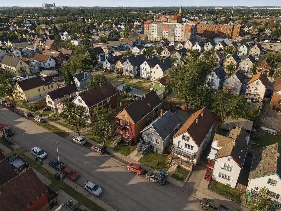 2033 S 16th STREET, Milwaukee, WI 53204 - #2