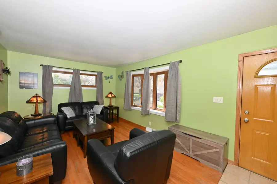 8100 W Tesch AVENUE, Milwaukee, WI 53220 - #2