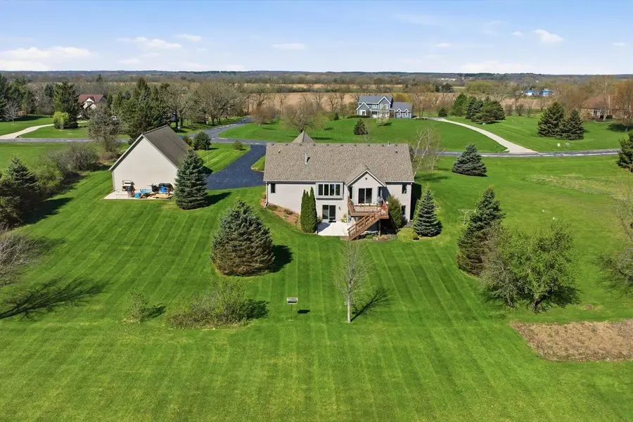 W334S7280 Milos WAY, Mukwonago, WI 53149 - #3