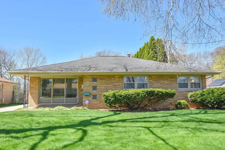 6949 44th STREET, Milwaukee, WI 53223 - #3