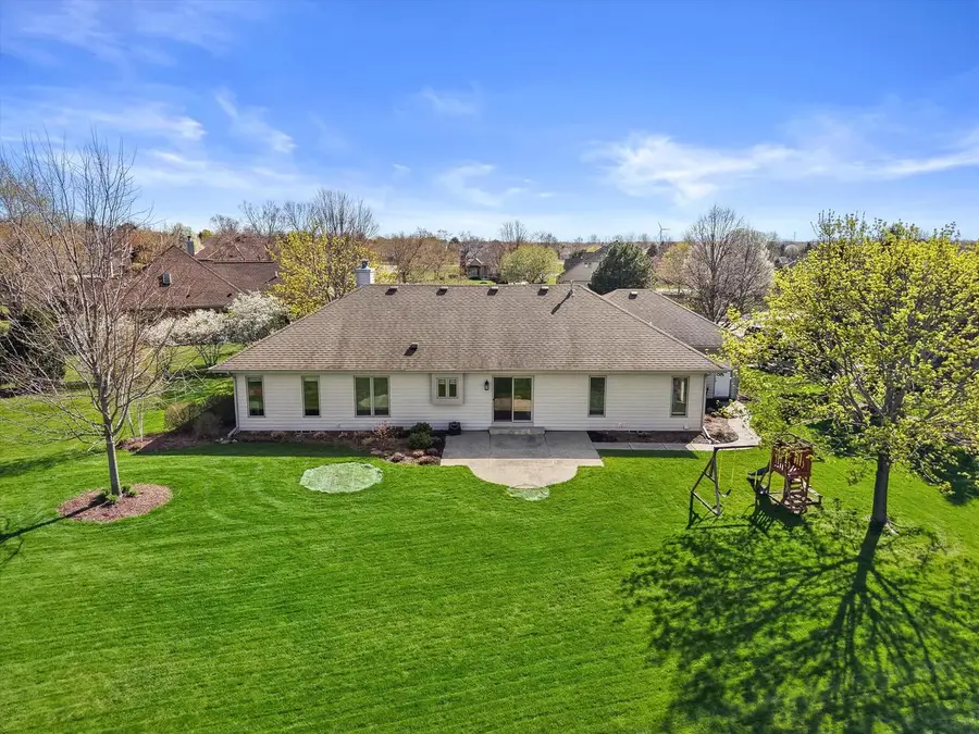 209 Green Valley DRIVE, Mount Pleasant, WI 53406 - #2