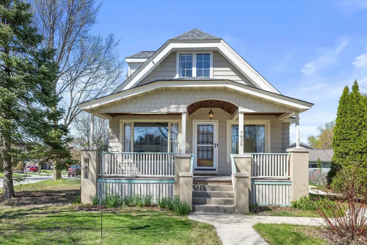 7826 W Cold Spring ROAD, Greenfield, WI 53220 - #1