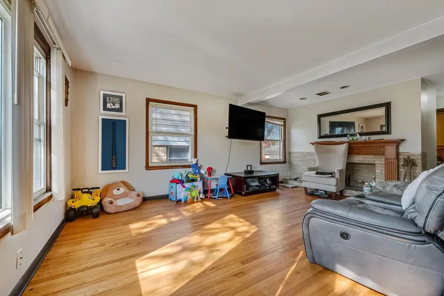 4028 N 69th STREET #4030, Milwaukee, WI 53216 - #3