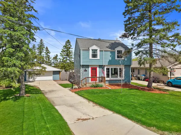 7510 W Eden COURT, Milwaukee, WI 53220