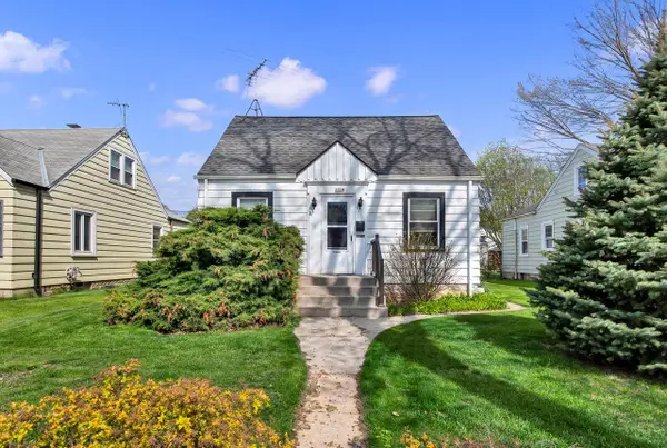 3326 Lenox STREET, Milwaukee, WI 53207