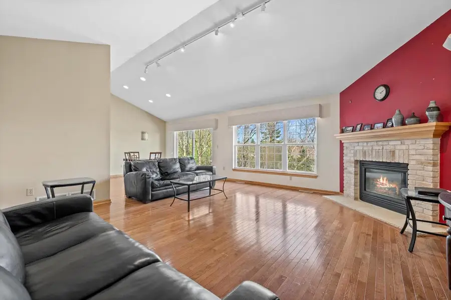 W143N9702 Amber DRIVE, Germantown, WI 53022 - #2