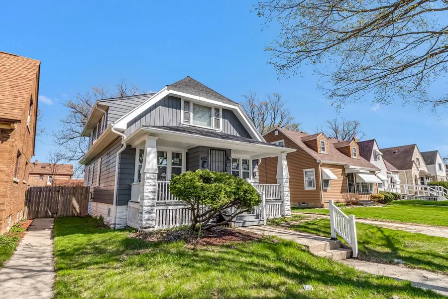 4574 N 24th STREET, Milwaukee, WI 53209 - #3
