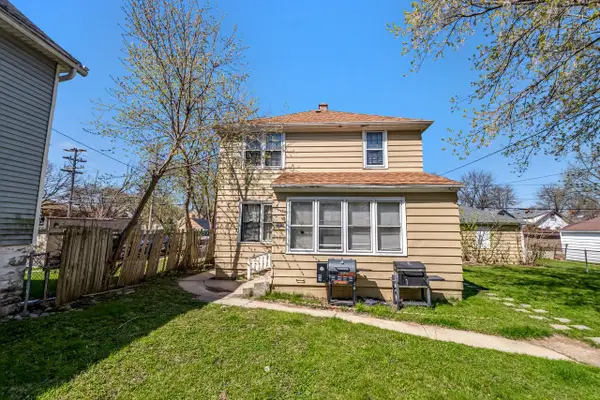 5015 N 38th STREET, Milwaukee, WI 53209