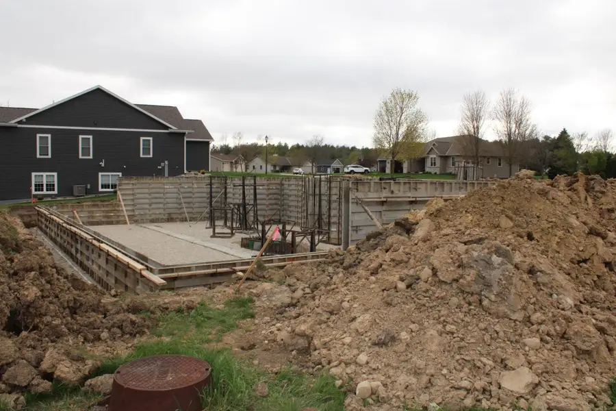 509 Emerald POINT #16, Kewaskum, WI 53040 - #3