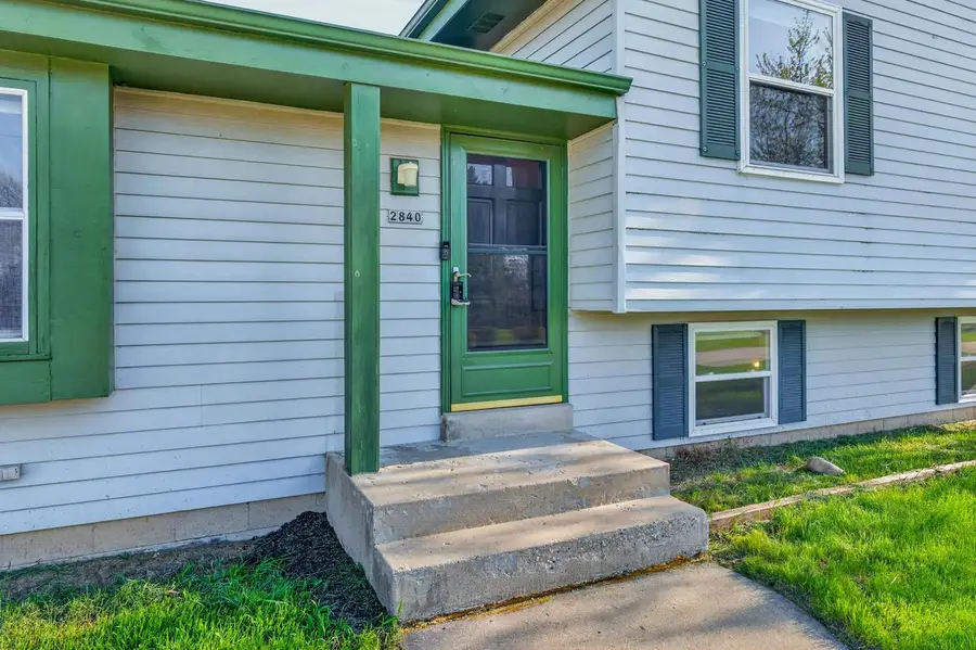 2840 W Southland DRIVE, Franklin, WI 53132 - #3