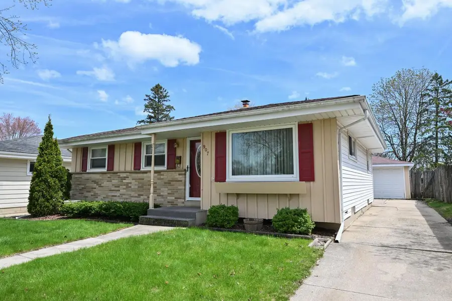 907 Roosevelt AVENUE, Racine, WI 53406 - #2