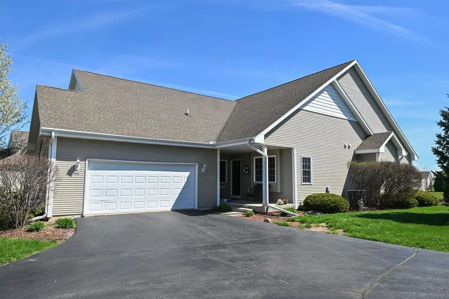 635 Darcy LANE #24, Whitewater, WI 53190 - #2