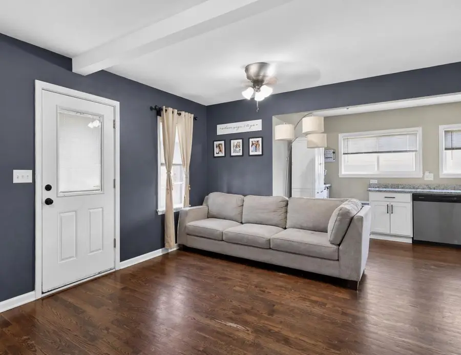 5973 S Elaine AVENUE, Cudahy, WI 53110 - #2