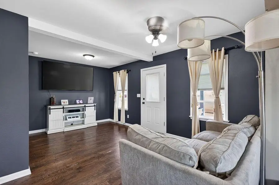 5973 S Elaine AVENUE, Cudahy, WI 53110 - #3