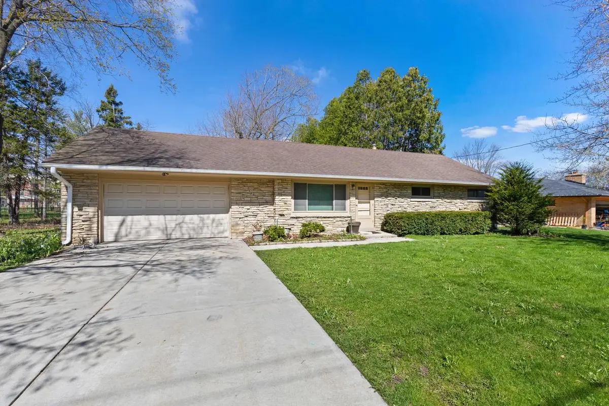 8727 Kildeer COURT, Brown Deer, WI 53209 - #1