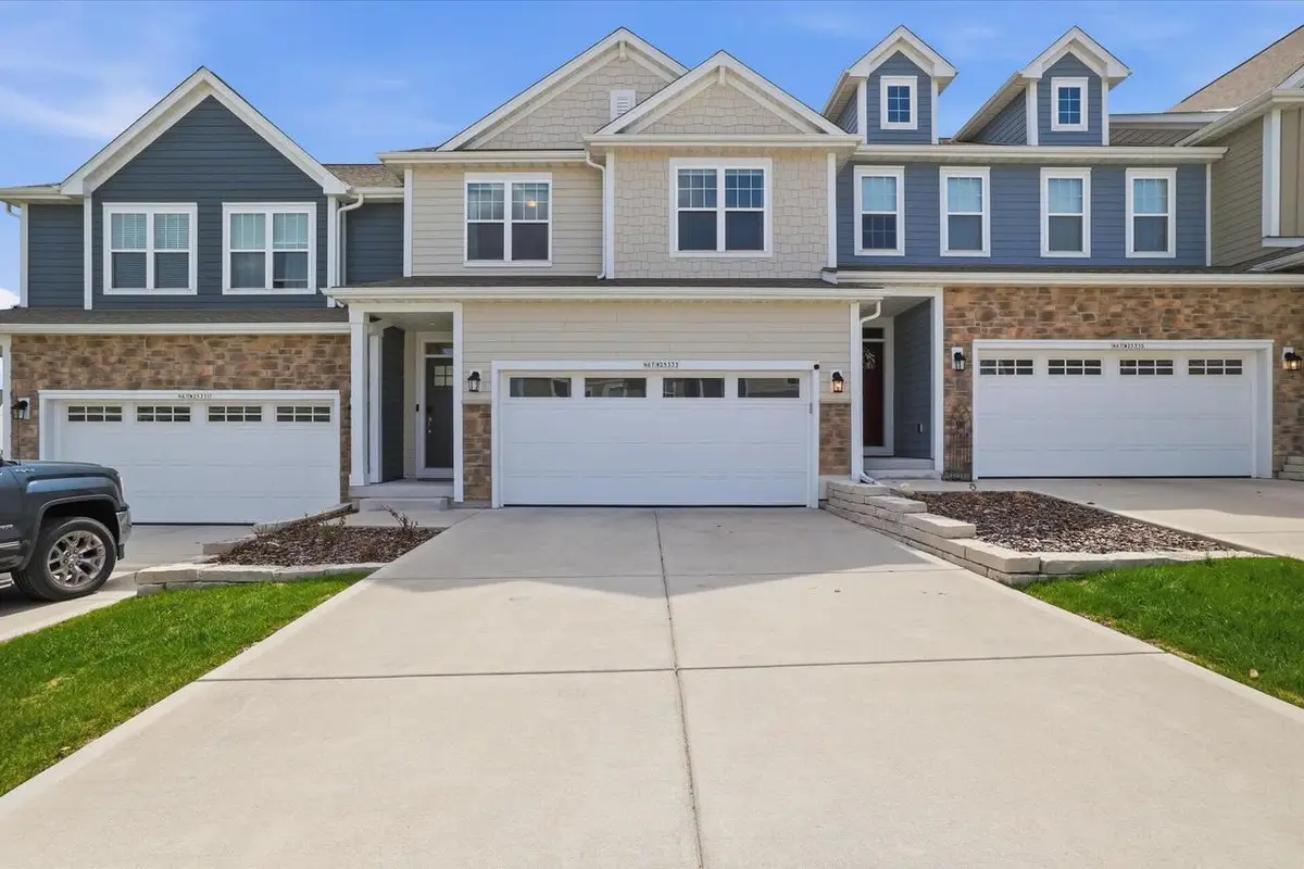 N67W25333 Breckenridge COURT, Sussex, WI 53089 - #1