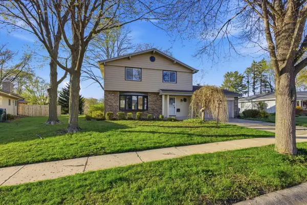 5782 Rustic LANE, Greendale, WI 53129