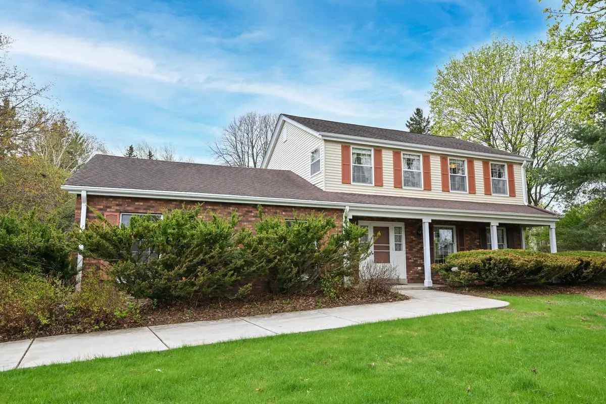 N79W22315 Bramble DRIVE, Lisbon, WI 53089 - #1