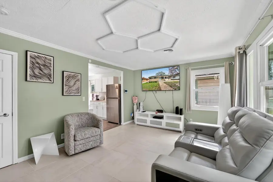 3240 S 72nd STREET, Milwaukee, WI 53219 - #3