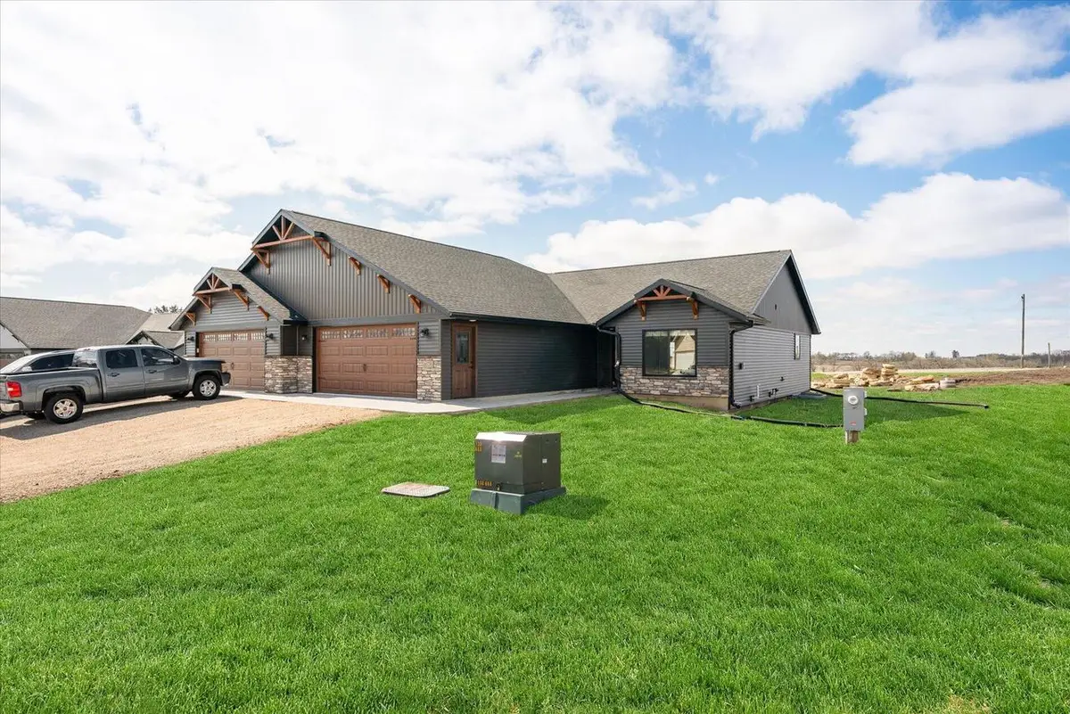 S4676 Erickson LANE, Viroqua, WI 54665 - #1