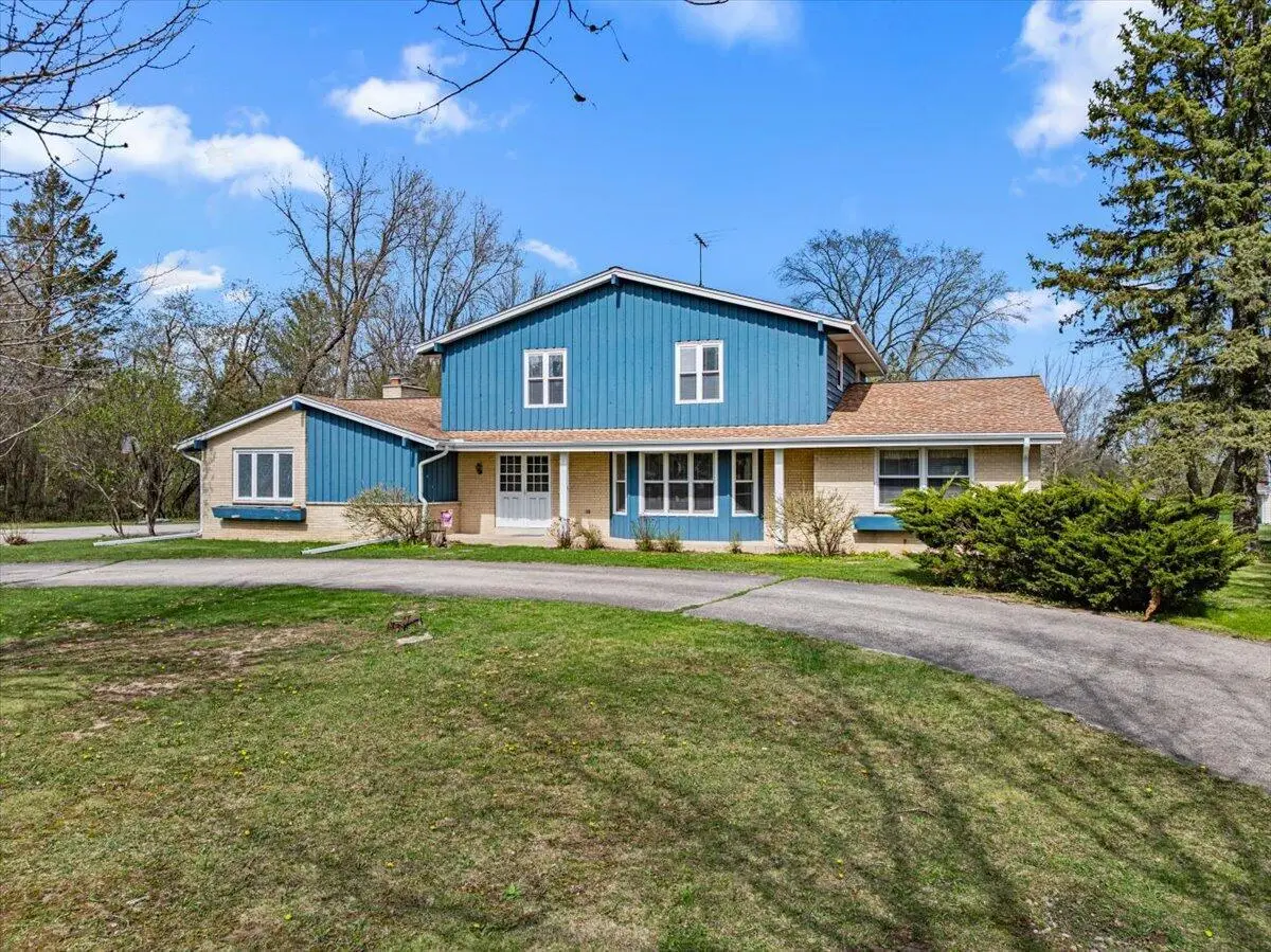 2818 Farview DRIVE, Richfield, WI 53076 - #1