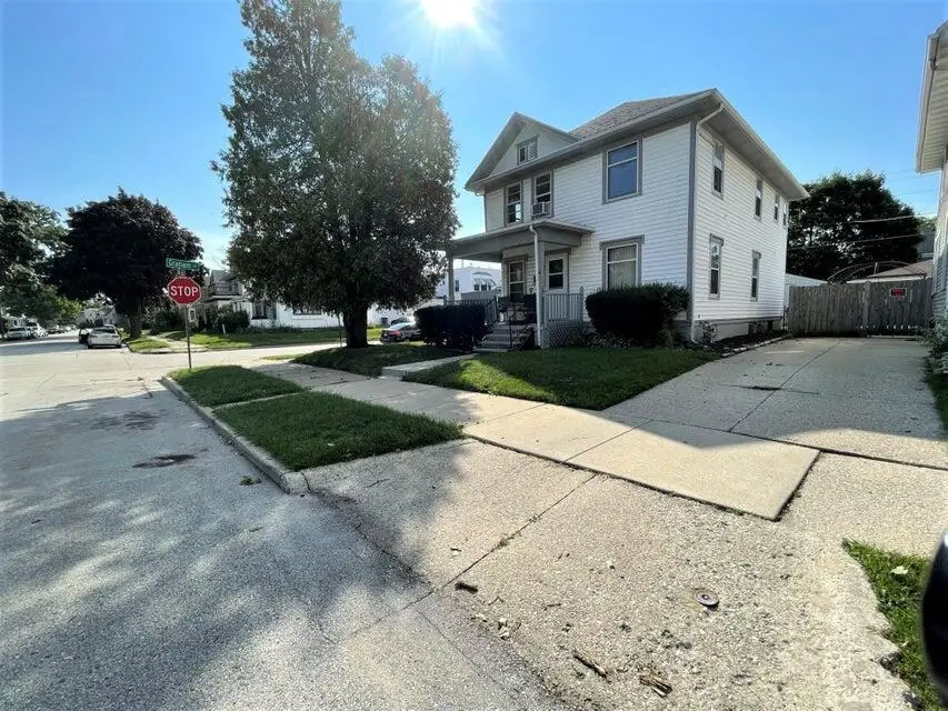 2401 Hansen AVENUE, Racine, WI 53405 - #2