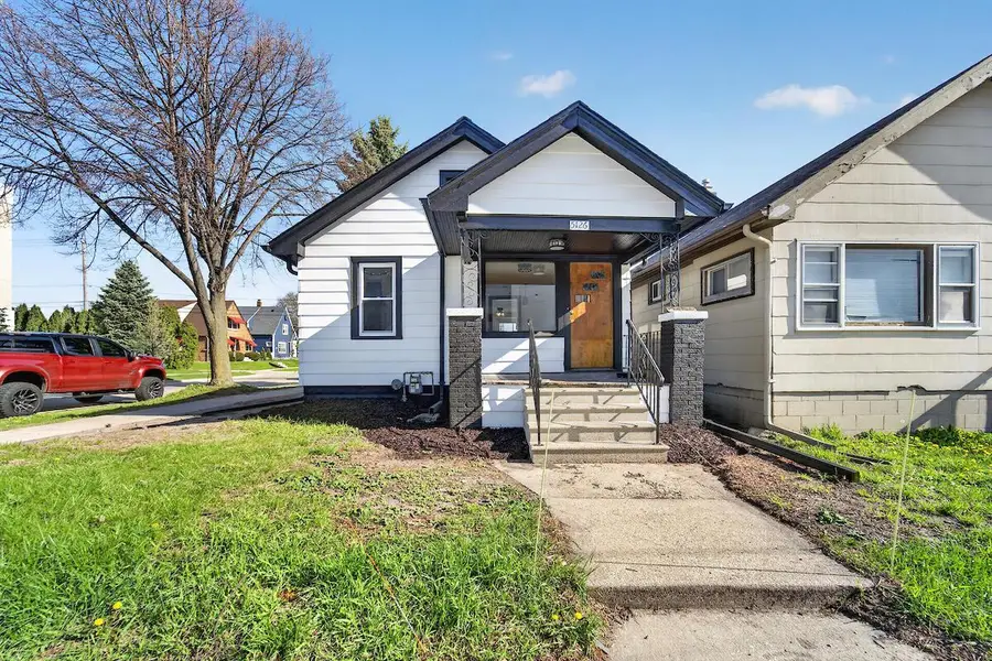 5126 W Burnham STREET, West Milwaukee, WI 53219 - #2