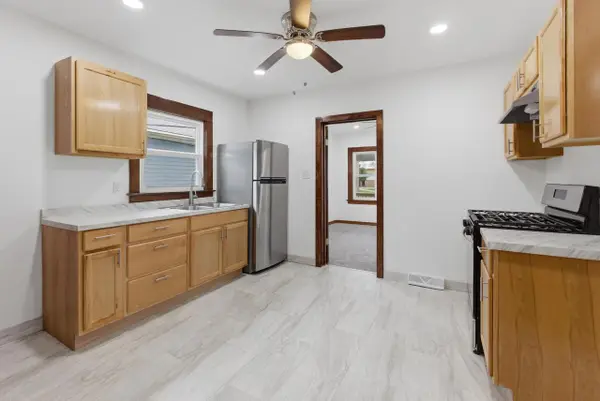 3206 Grange AVENUE, Cudahy, WI 53110