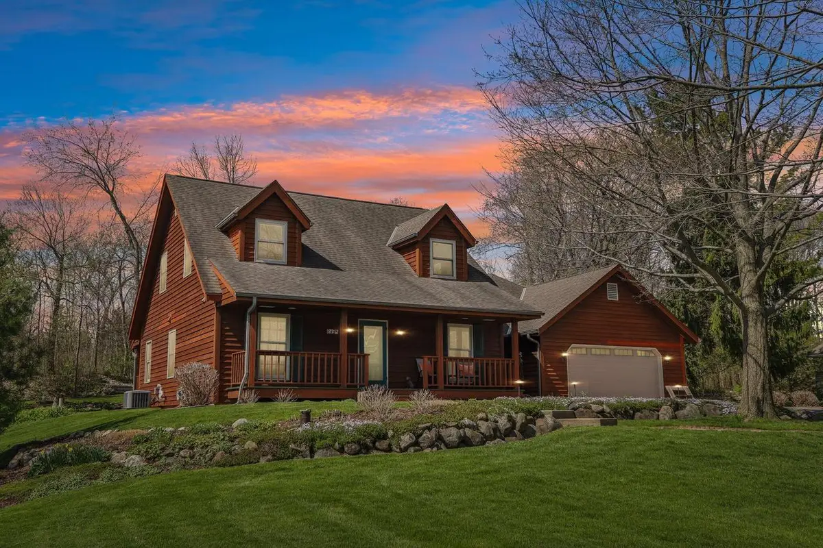 3491 Cumberland TRAIL, Slinger, WI 53086 - #1