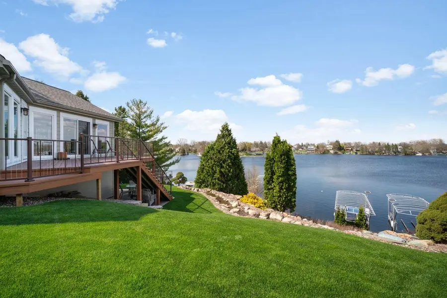 N50W35310 Wisconsin AVENUE, Oconomowoc, WI 53066 - #2