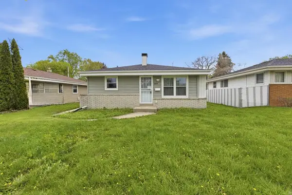 2619 Bolivar AVENUE, Saint Francis, WI 53235