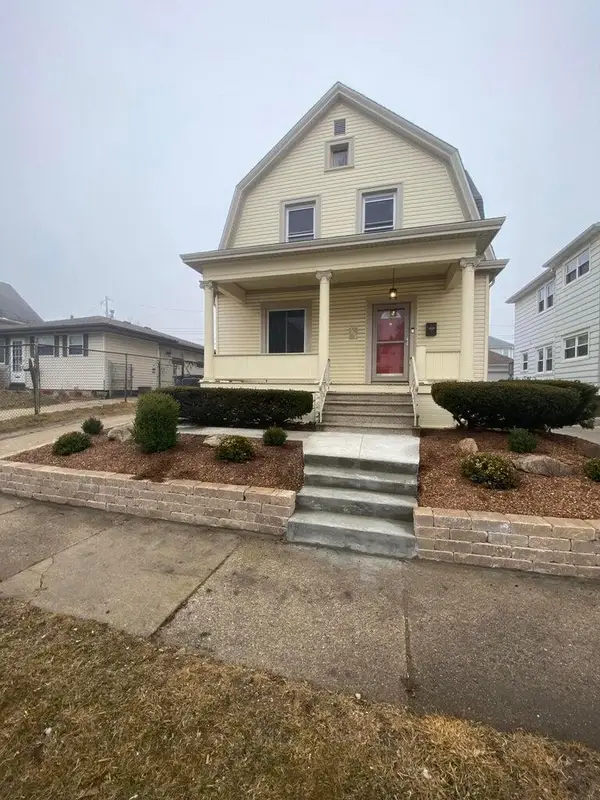 2028 Carter STREET, Racine, WI 53402