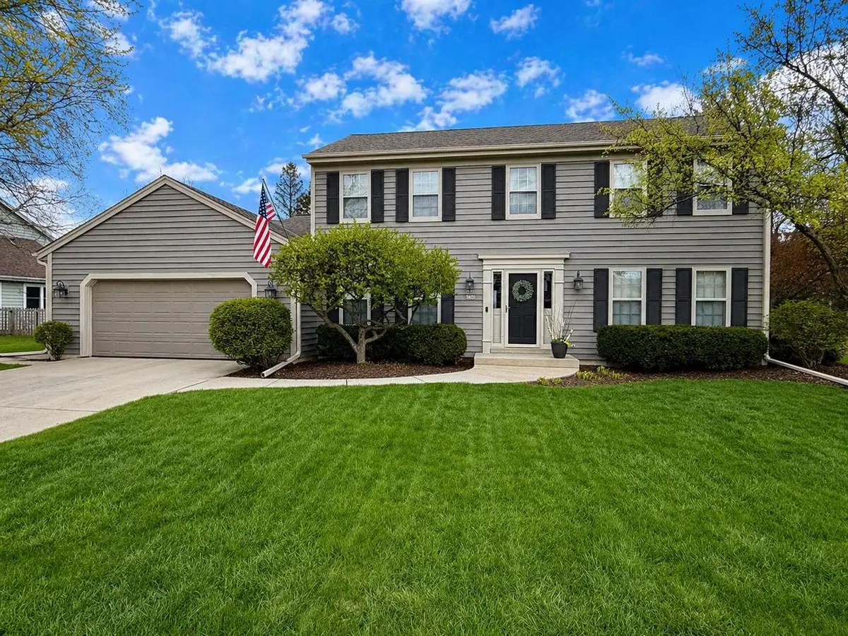W69N346 Evergreen BOULEVARD, Cedarburg, WI 53012 - #1