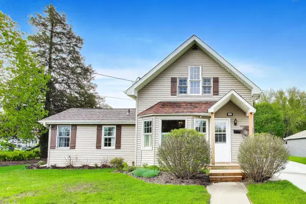 335 Howard STREET, Walworth, WI 53184