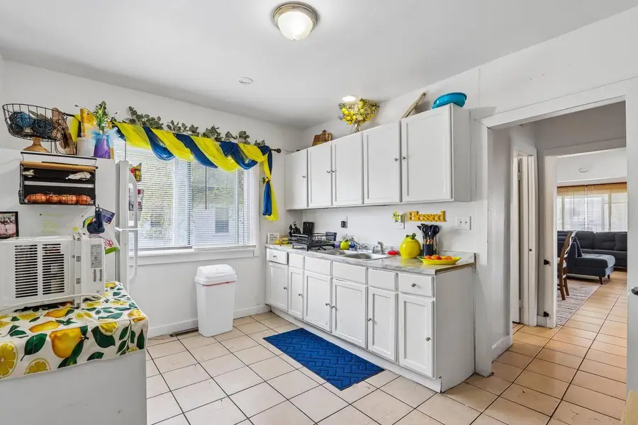 1739 Custer AVENUE #1741, Milwaukee, WI 53209 - #3