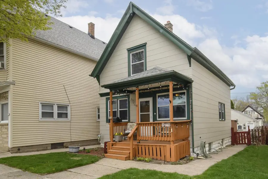 3758 E Barnard AVENUE, Cudahy, WI 53110 - #2