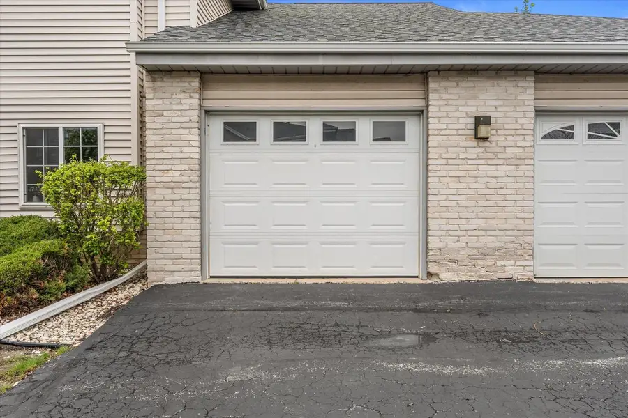 425 Aspen DRIVE ##2, Oak Creek, WI 53154 - #3
