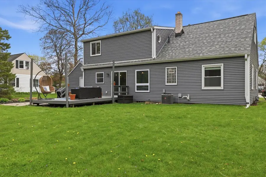 17814 Roosevelt AVENUE, New Berlin, WI 53146 - #2