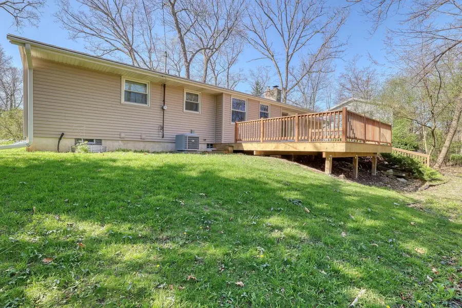 14550 W Rogers DRIVE, New Berlin, WI 53151 - #2